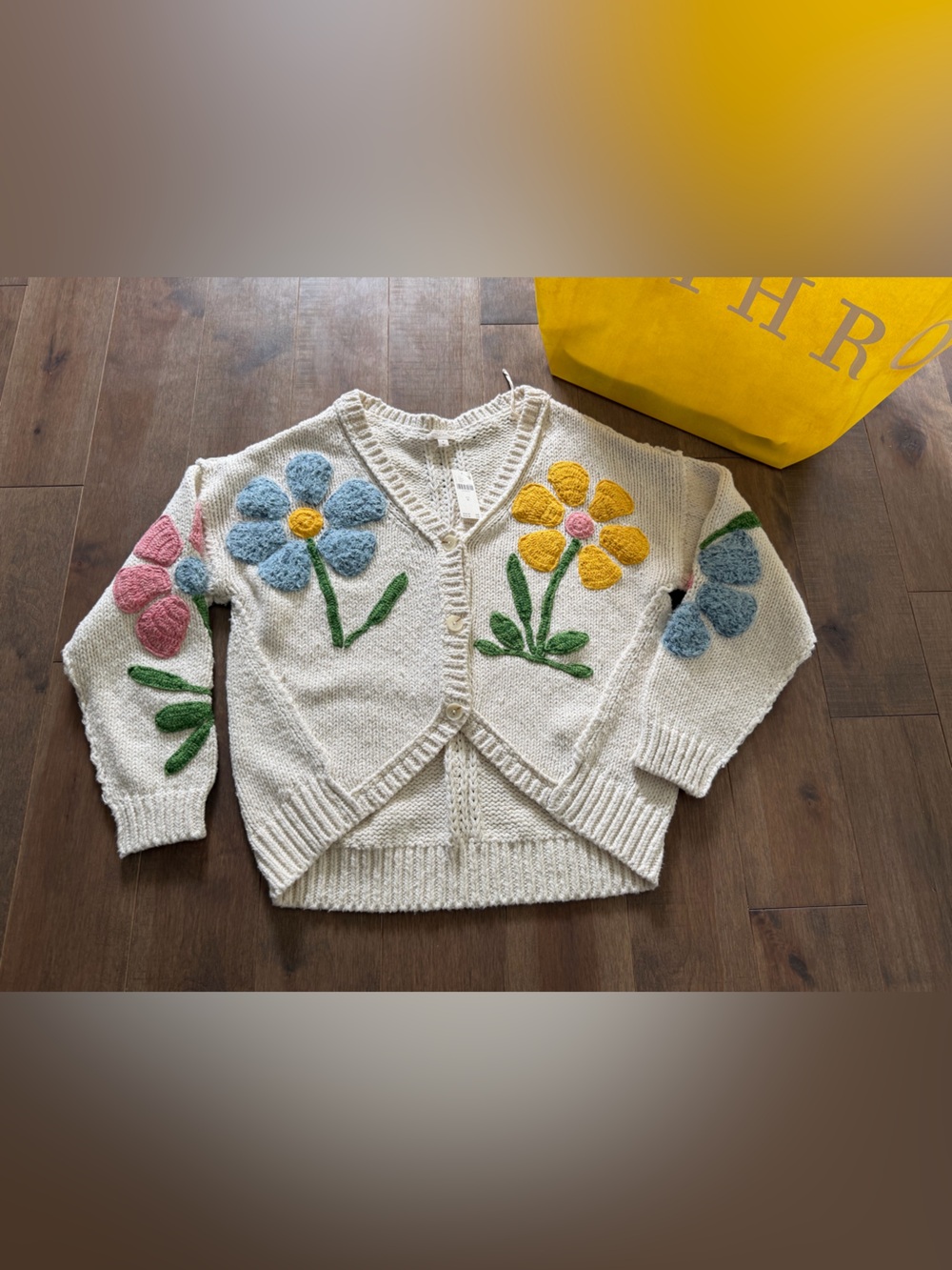 NWT Pilcro Textured Icon Cardigan Sweater / Cardigan - Embroidered Flowers - M - Picture 6 of 9